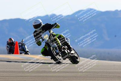 media/Jan-08-2022-SoCal Trackdays (Sat) [[1ec2777125]]/Turn 9 (125pm)/